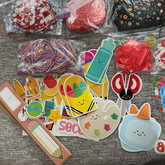 HUGE lot of BB letters for teachers - Picture 5 of 7